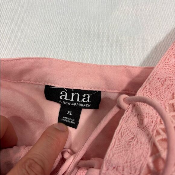 a.n.a. A New Approach Pink Romantic Blouse Crochet Lace Long Sleeve V-Neck Tie - Picture 4 of 6